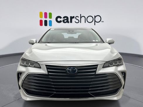 Used 2021 Toyota Avalon XLE w/ Moonroof Package image 8