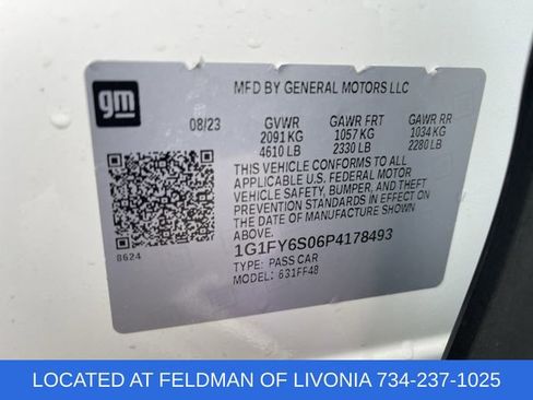 Certified 2023 Chevrolet Bolt EUV LT w/ Convenience Package image 32