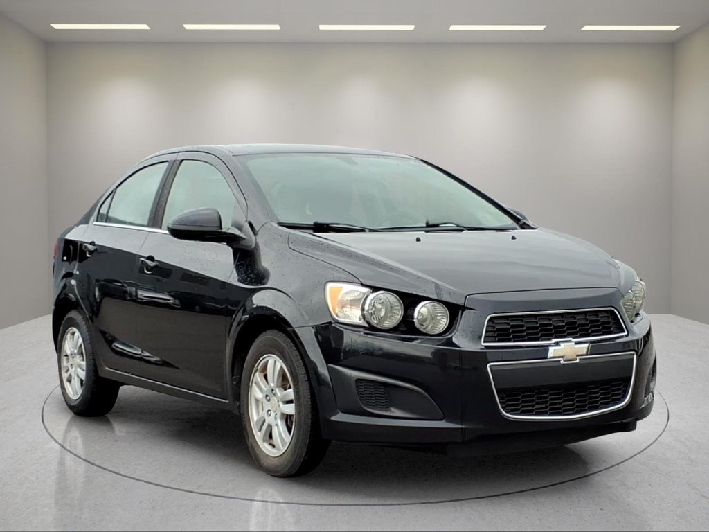 Used 2016 Chevrolet Sonic LT FWD image 22