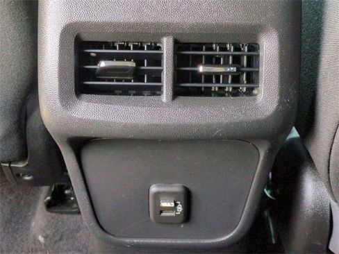 Certified 2021 Chevrolet Equinox LT image 21