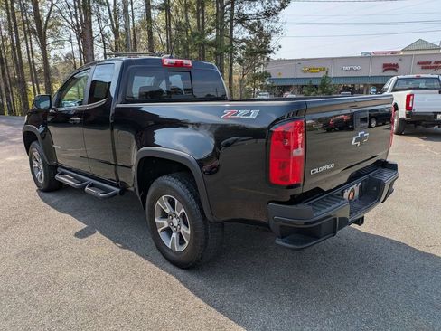 Used 2016 Chevrolet Colorado Z71 w/ LPO, Gearon Divider Package image 7