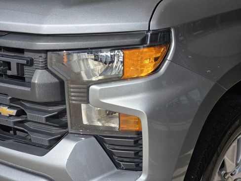 Used 2023 Chevrolet Silverado 1500 Custom RWD image 8