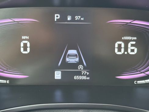 Used 2023 Kia Soul LX w/ LX Technology Package FWD image 21