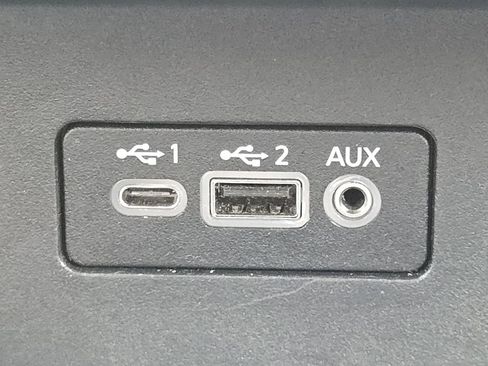 Used 2024 Nissan Altima 2.5 SV image 4