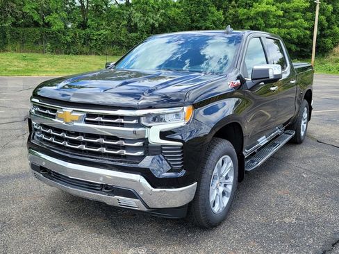 New 2026 Chevrolet Silverado 1500 LTZ w/ Z71 Off-Road Package AWD/4WD image 5