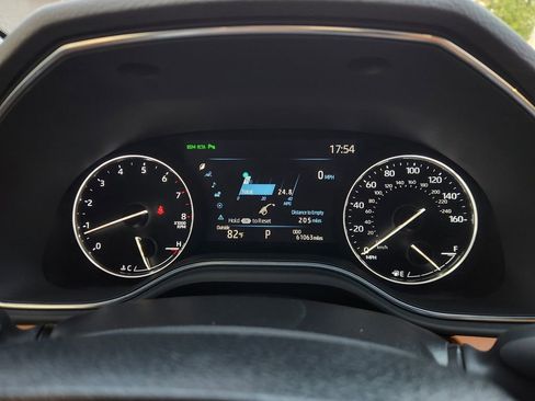 Used 2022 Toyota Avalon Limited w/ Advanced Safety Package image 15