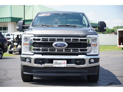 Used 2023 Ford F250 XLT image 8