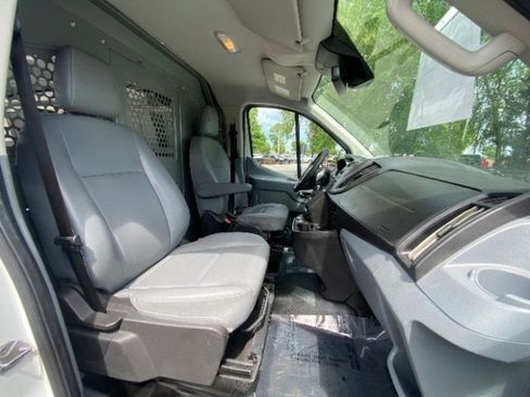 Used 2018 Ford Transit 250 148 Low Roof RWD image 14