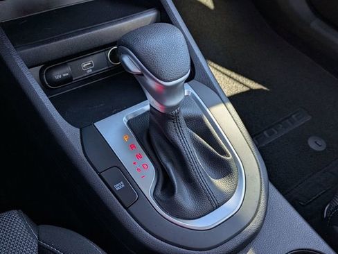 Used 2023 Kia Forte LXS w/ LXS Technology Package image 24