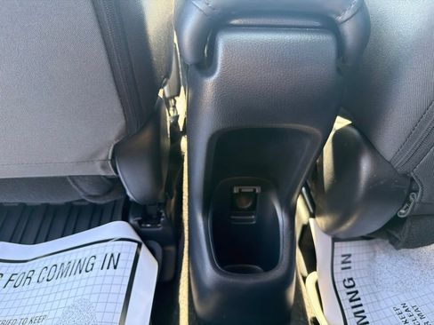 Used 2021 Honda HR-V EX image 26