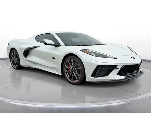 Used 2023 Chevrolet Corvette Stingray Premium Cpe w/ Z51 Performance Package RWD image 1