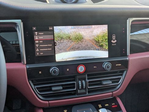 New 2026 Porsche Macan S image 19