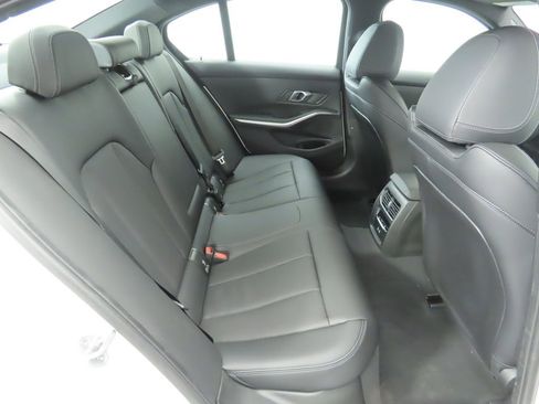 Used 2025 BMW 330i Sedan w/ Convenience Package image 23