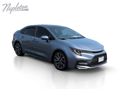 Used 2022 Toyota Corolla SE w/ SE Premium Package FWD image 8