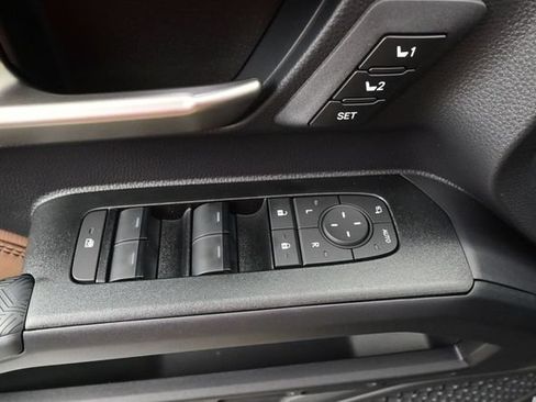 New 2026 Toyota 4Runner Limited AWD/4WD image 10