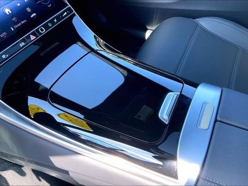 Used 2026 Mercedes-Benz GLC 300 4MATIC image 13