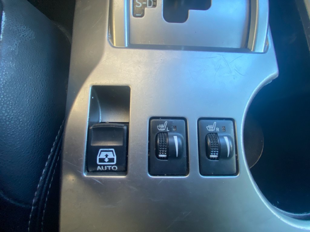 Used 2024 Toyota 4Runner SR5 Premium w/ Moonroof Package AWD/4WD image 23