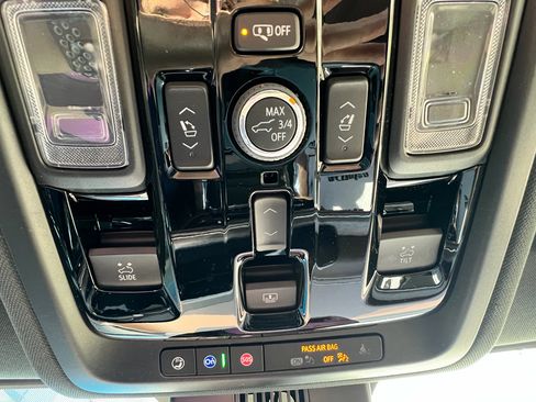 New 2026 Chevrolet Tahoe High Country w/ Sun And Tow Package image 14