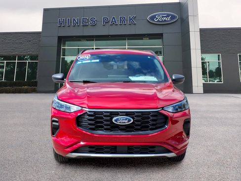 Certified 2024 Ford Escape ST-Line w/ Tech Pack #1 AWD/4WD image 2