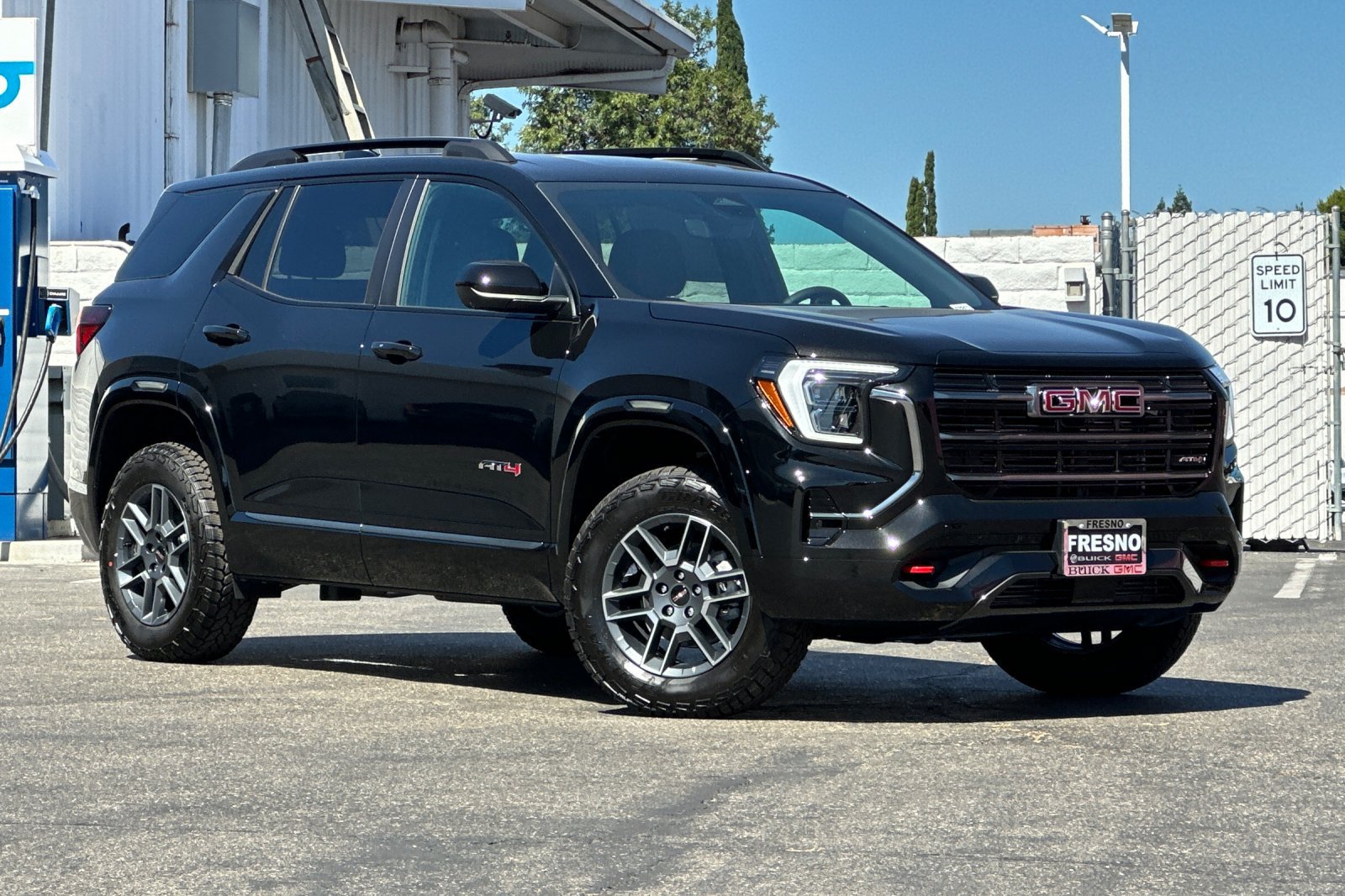 New 2026 GMC Terrain AT4 w/ Technology Package II AWD/4WD image 2