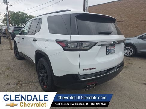 Used 2019 Chevrolet Traverse Premier w/ Redline Edition FWD image 3