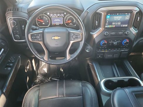 Used 2019 Chevrolet Silverado 1500 High Country image 11