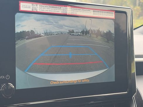 Used 2025 Toyota Corolla SE image 25