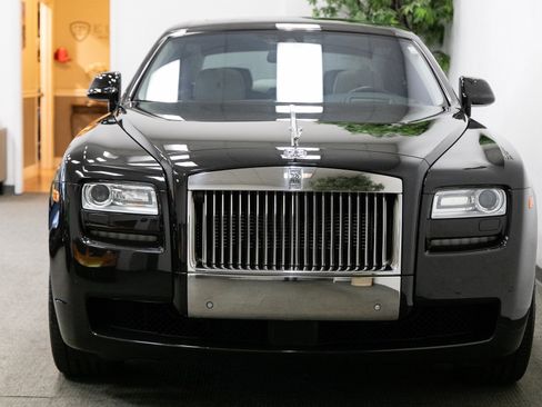Used 2014 Rolls-Royce Ghost image 12