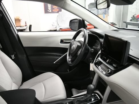 Used 2023 Toyota Corolla Cross L FWD image 27