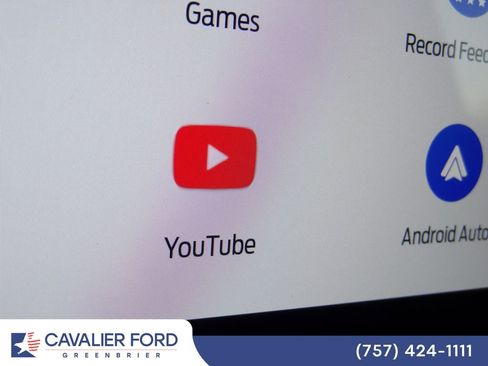 Certified 2025 Ford Explorer ST-Line AWD/4WD image 28