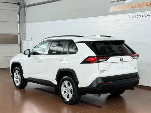 Used 2019 Toyota RAV4 LE AWD/4WD image 5