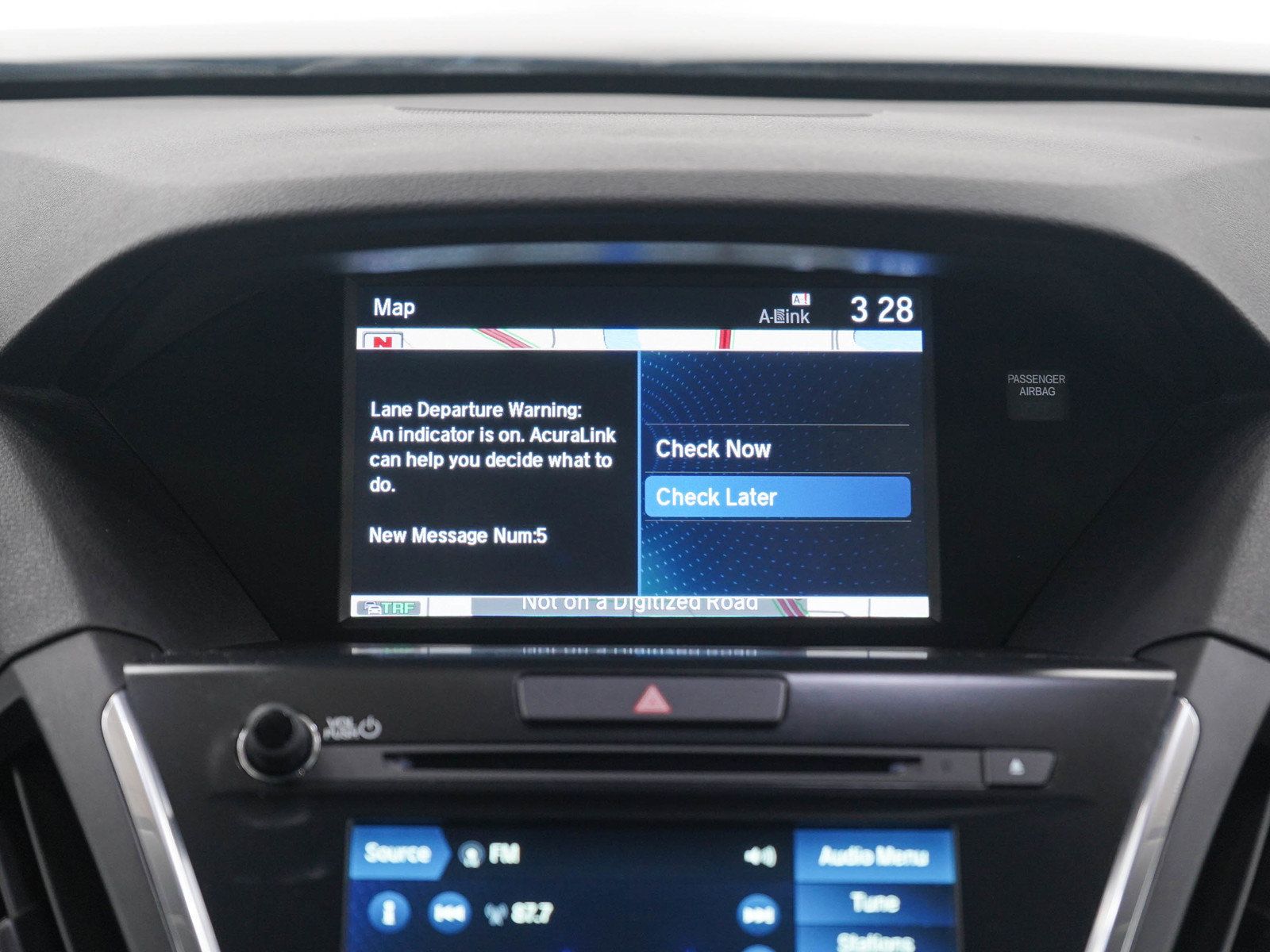 Used 2018 Acura MDX w/ Technology Package AWD/4WD image 16