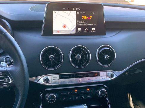 Certified 2021 Kia Stinger GT1 image 6