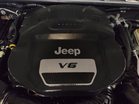 Used 2017 Jeep Wrangler Sport w/ Quick Order Package 24S image 30