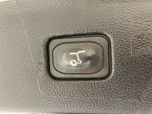 Used 2021 Ford Edge Titanium AWD/4WD image 53