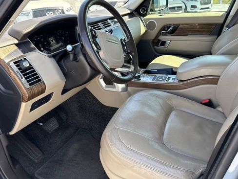 Used 2018 Land Rover Range Rover HSE image 4