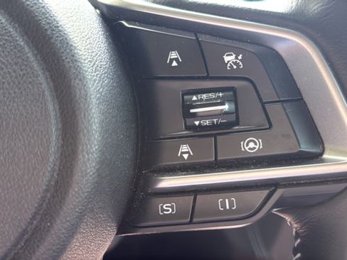 Used 2022 Subaru Forester Premium AWD/4WD image 16
