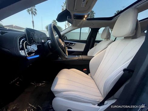 Used 2025 Mercedes-Benz E 350 4MATIC Sedan image 35