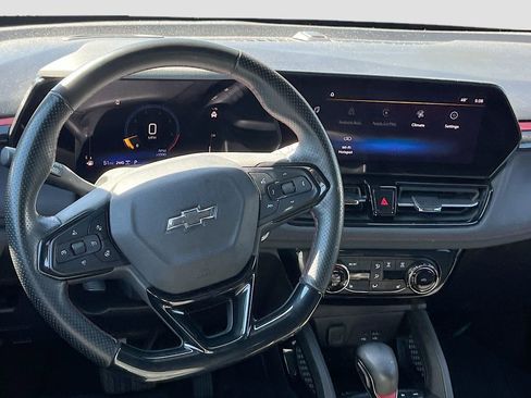 Used 2024 Chevrolet TrailBlazer RS w/ Convenience Package image 21