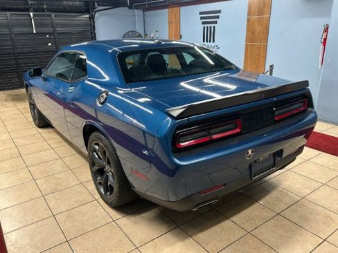 Used 2020 Dodge Challenger SXT w/ Blacktop Package image 3