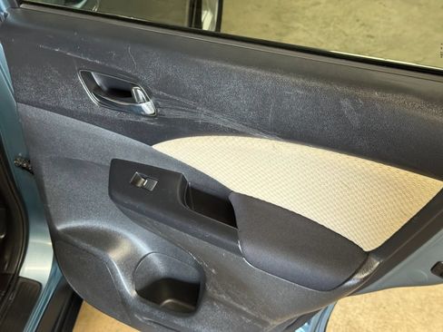 Used 2016 Honda CR-V EX image 25