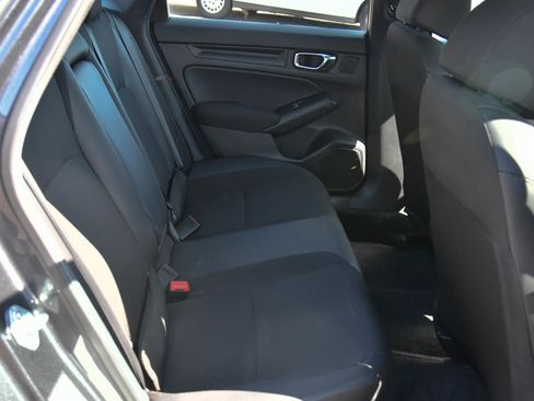 Used 2025 Honda Civic Sport image 38