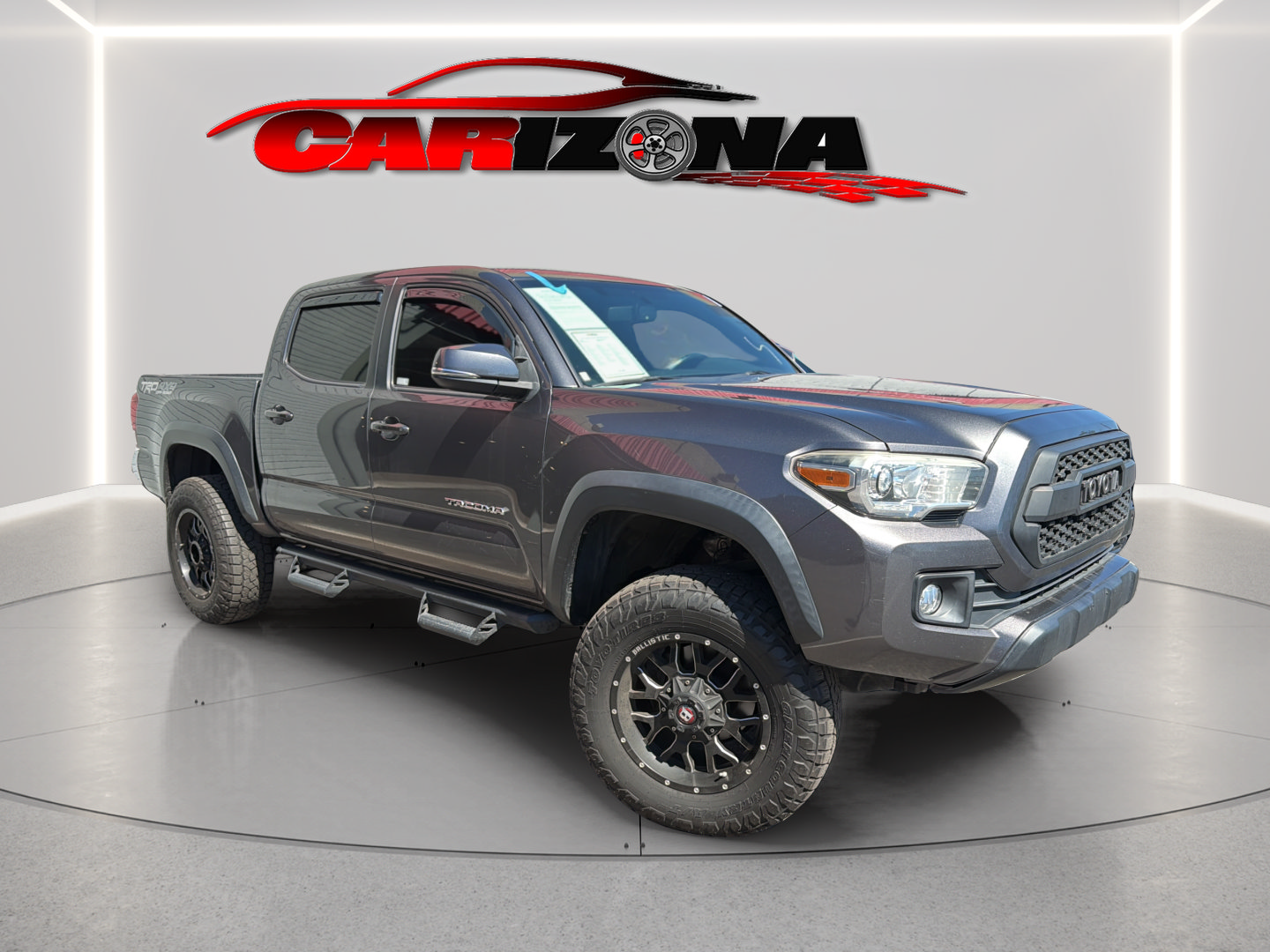 Used 2017 Toyota Tacoma TRD Off-Road AWD/4WD image 2