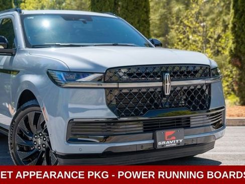 Used 2025 Lincoln Navigator Reserve w/ Jet Appearance Package AWD/4WD image 6