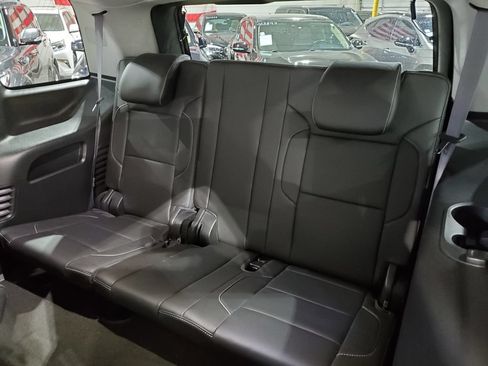 Used 2016 GMC Yukon SLT w/ Open Road Package AWD/4WD image 26