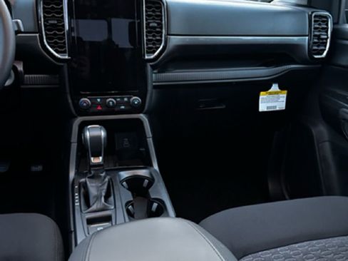 Used 2025 Ford Ranger XLT w/ Black Appearance Package image 16
