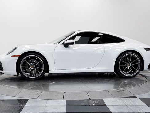 Used 2020 Porsche 911 Carrera 4S AWD/4WD image 6