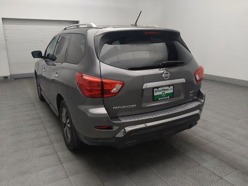 Used 2017 Nissan Pathfinder SL AWD/4WD image 5