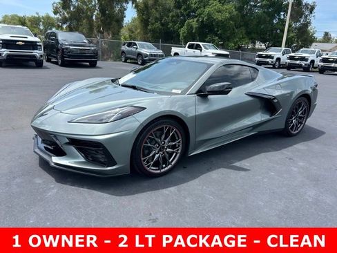 Used 2024 Chevrolet Corvette Stingray Preferred Cpe w/ Stealth Interior Trim Package RWD image 3