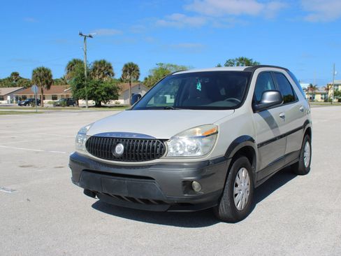 Used 2004 Buick Rendezvous CX image 17